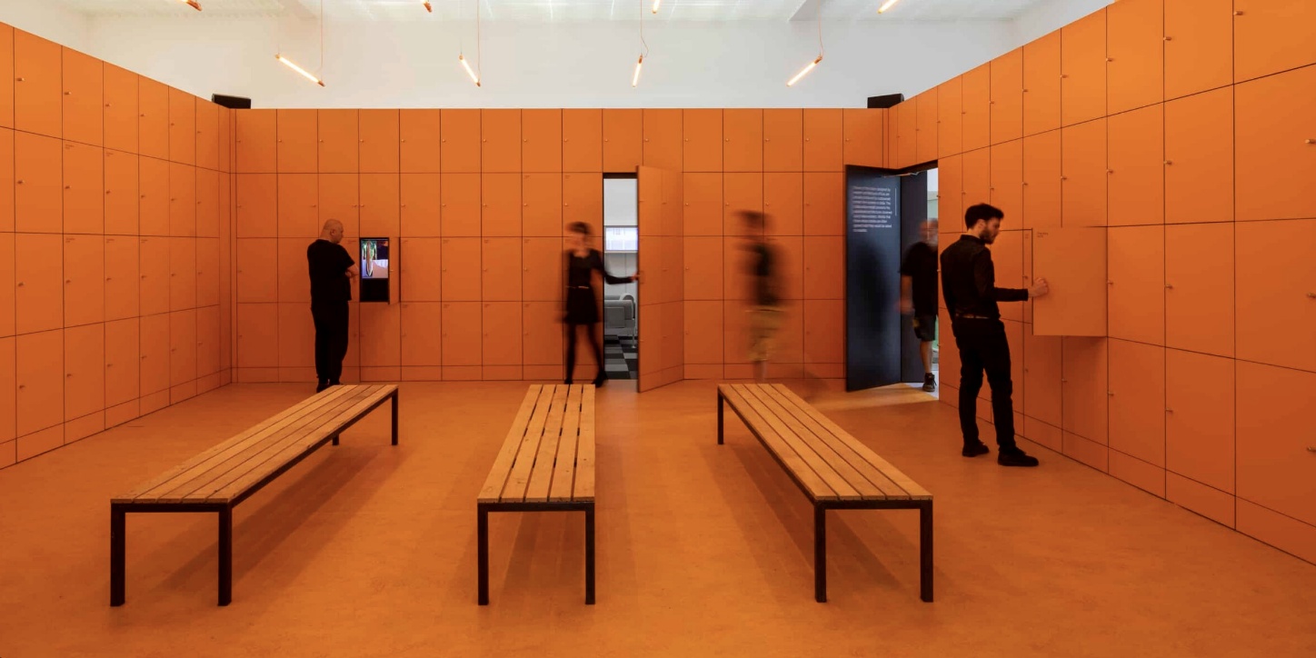 Orange Textures In Public Interior Design. Pic 4.