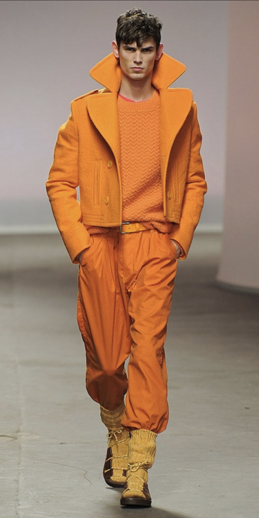 Orange in Fashion Clothes. Pic 4.